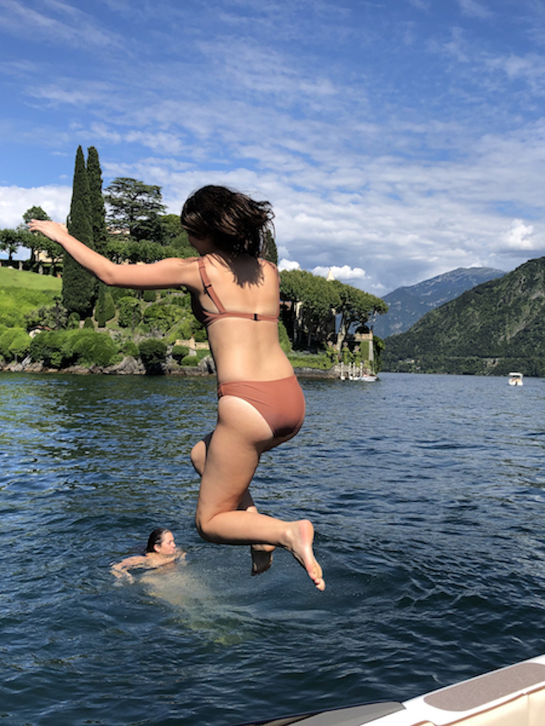 Boat-tour-and-swim-in-Lake-Como